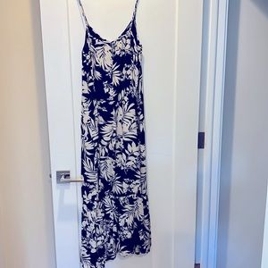 Z Supply, navy and white floral dress, medium, perfect condition